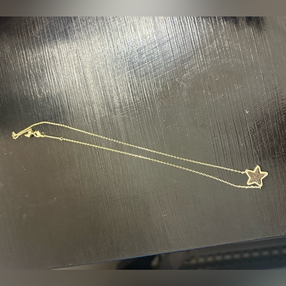 Kendra Scott necklace gold and purple star - Picture 3 of 3